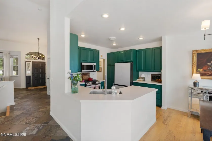 4470 Lynnfield, Reno, Nevada 89519, 4 Bedrooms Bedrooms, ,3 BathroomsBathrooms,Residential,Residential,Lynnfield,260004282