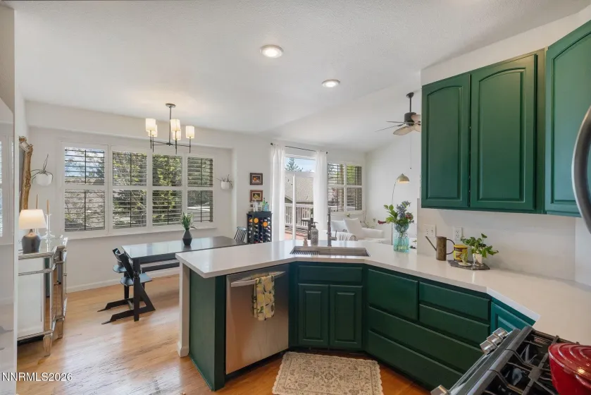 4470 Lynnfield, Reno, Nevada 89519, 4 Bedrooms Bedrooms, ,3 BathroomsBathrooms,Residential,Residential,Lynnfield,260004282