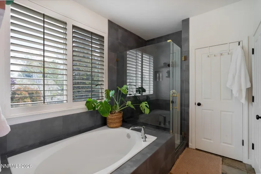 4470 Lynnfield, Reno, Nevada 89519, 4 Bedrooms Bedrooms, ,3 BathroomsBathrooms,Residential,Residential,Lynnfield,260004282