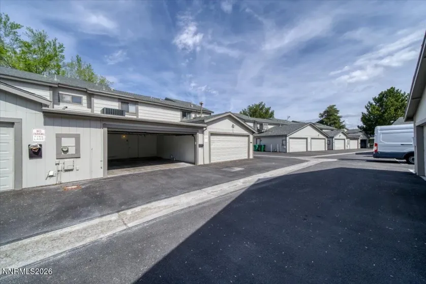 1021 Tyler, Sparks, Nevada 89431, 2 Bedrooms Bedrooms, ,2 BathroomsBathrooms,Residential,Residential,Tyler,260004285