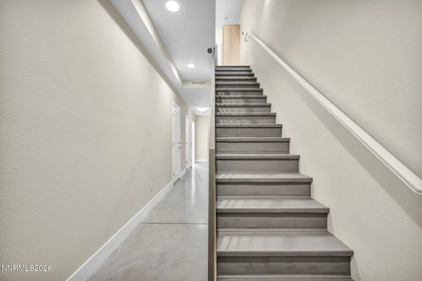 Entryway/Main Level Stairs to Main Living Space