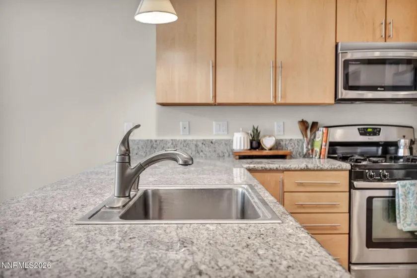326 State, Reno, Nevada 89501, 2 Bedrooms Bedrooms, ,2 BathroomsBathrooms,Residential,Residential,State,260004286