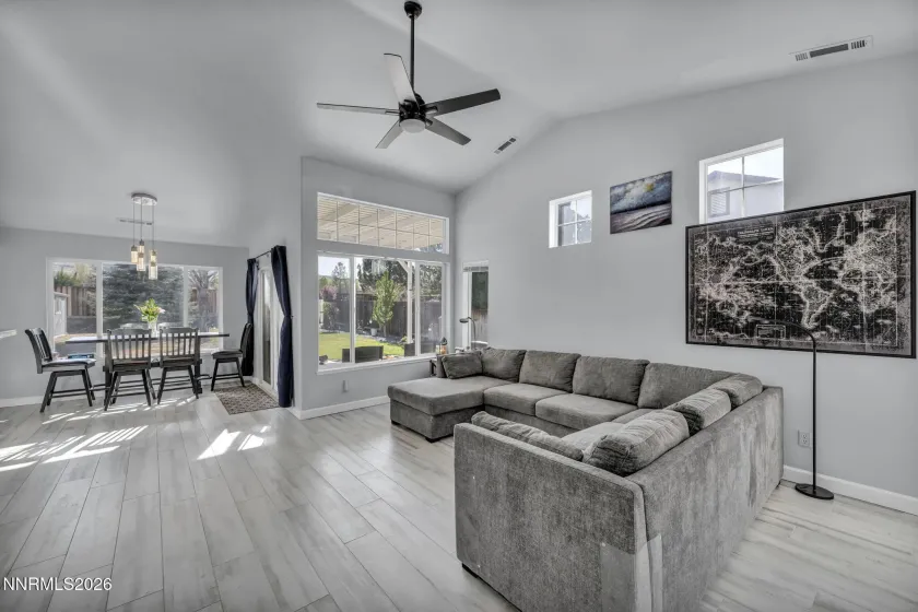 7766 Cerritos, Sparks, Nevada 89436, 3 Bedrooms Bedrooms, ,2 BathroomsBathrooms,Residential,Residential,Cerritos,260004289