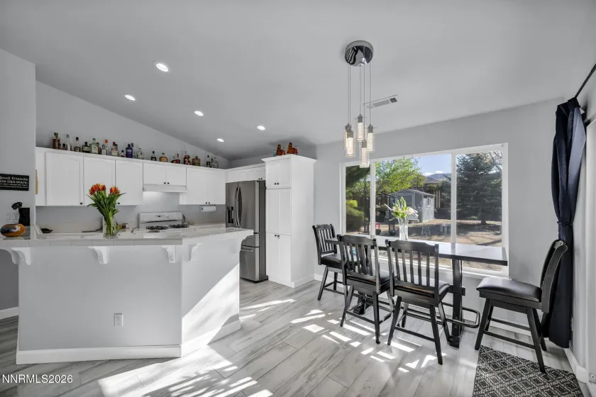 7766 Cerritos, Sparks, Nevada 89436, 3 Bedrooms Bedrooms, ,2 BathroomsBathrooms,Residential,Residential,Cerritos,260004289