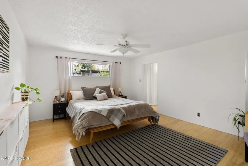 1580 Foster, Reno, Nevada 89509, 4 Bedrooms Bedrooms, ,2 BathroomsBathrooms,Residential,Residential,Foster,260004288