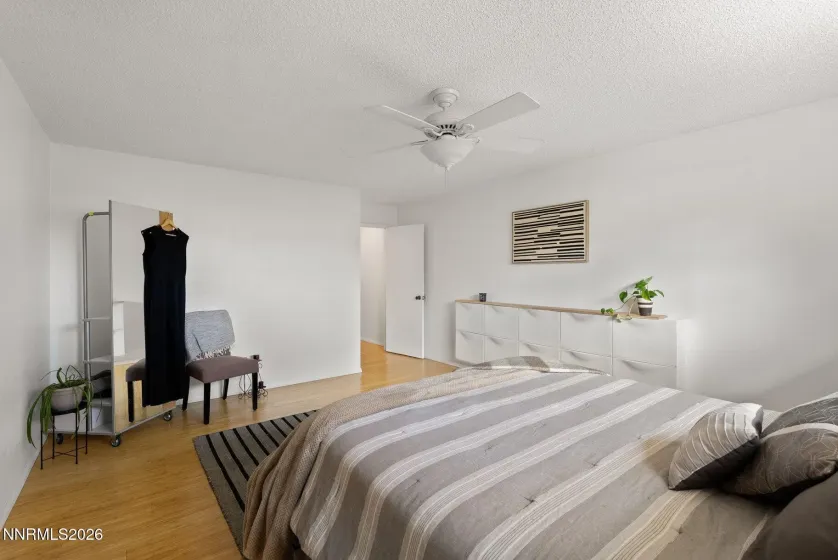 1580 Foster, Reno, Nevada 89509, 4 Bedrooms Bedrooms, ,2 BathroomsBathrooms,Residential,Residential,Foster,260004288