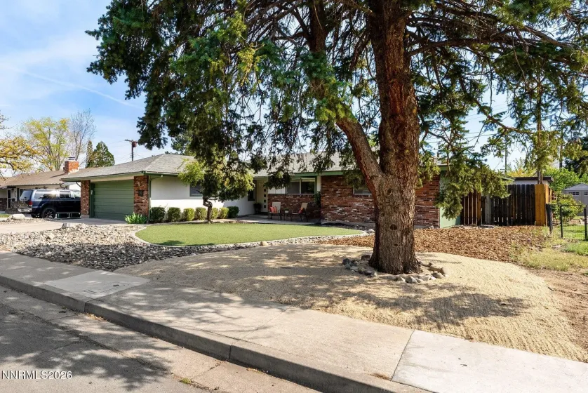 1580 Foster, Reno, Nevada 89509, 4 Bedrooms Bedrooms, ,2 BathroomsBathrooms,Residential,Residential,Foster,260004288