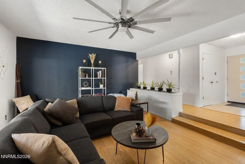 1580 Foster, Reno, Nevada 89509, 4 Bedrooms Bedrooms, ,2 BathroomsBathrooms,Residential,Residential,Foster,260004288