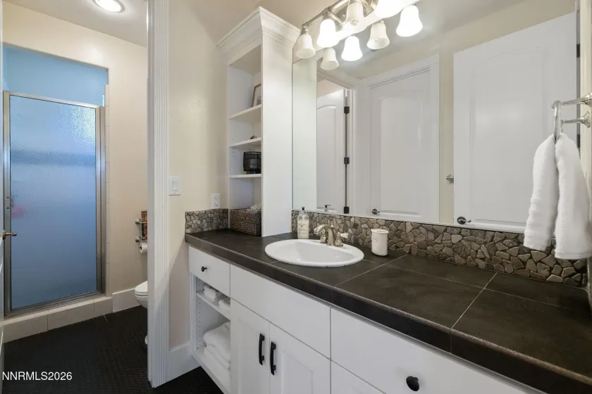 575 Juniper Hill, Reno, Nevada 89519, 5 Bedrooms Bedrooms, ,6 BathroomsBathrooms,Residential,Residential,Juniper Hill,260004290