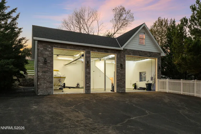 575 Juniper Hill, Reno, Nevada 89519, 5 Bedrooms Bedrooms, ,6 BathroomsBathrooms,Residential,Residential,Juniper Hill,260004290