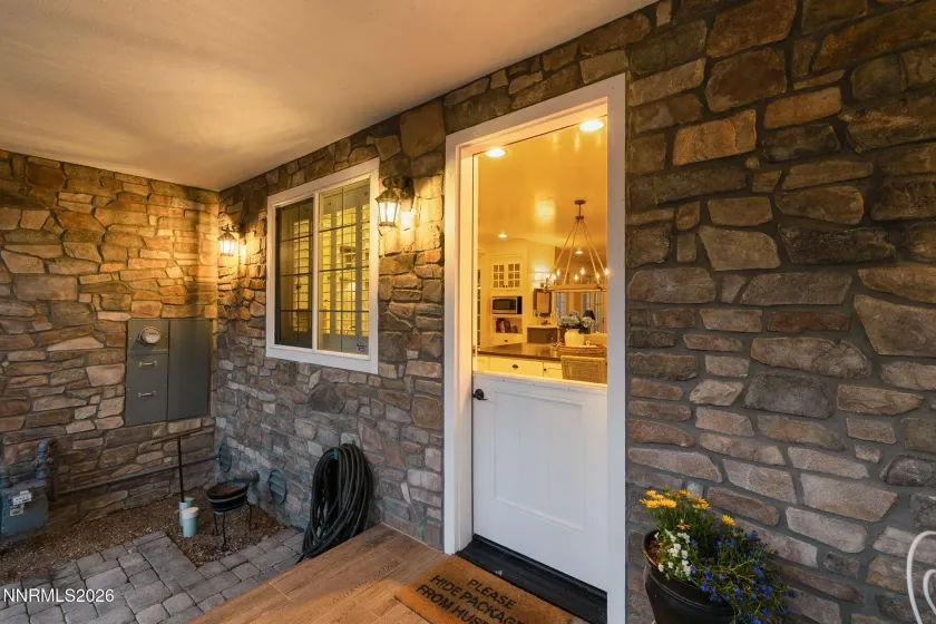 575 Juniper Hill, Reno, Nevada 89519, 5 Bedrooms Bedrooms, ,6 BathroomsBathrooms,Residential,Residential,Juniper Hill,260004290