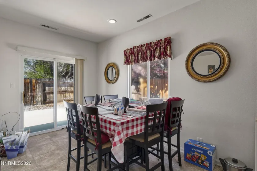 4827 Deedee, Sparks, Nevada 89436, 4 Bedrooms Bedrooms, ,2 BathroomsBathrooms,Residential,Residential,Deedee,260004295