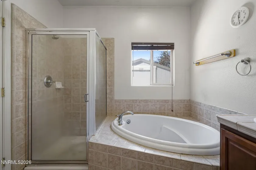 4827 Deedee, Sparks, Nevada 89436, 4 Bedrooms Bedrooms, ,2 BathroomsBathrooms,Residential,Residential,Deedee,260004295