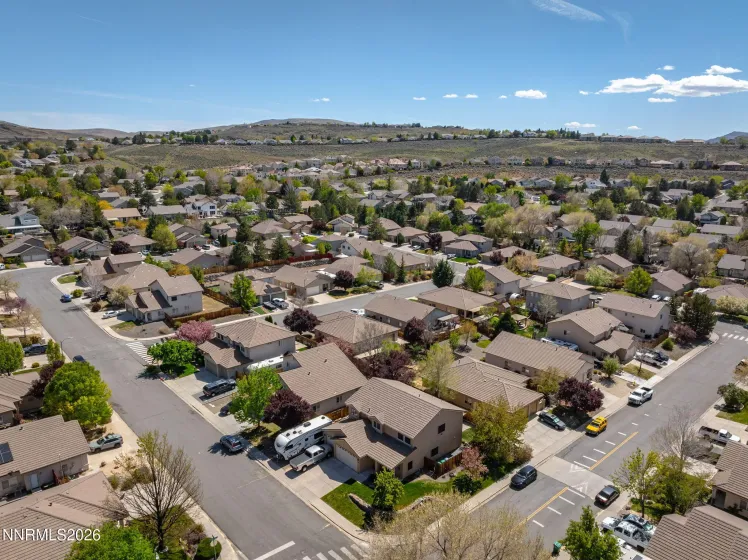 4827 Deedee, Sparks, Nevada 89436, 4 Bedrooms Bedrooms, ,2 BathroomsBathrooms,Residential,Residential,Deedee,260004295