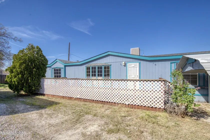 5527 Yukon, Sun Valley, Nevada 89433, 3 Bedrooms Bedrooms, ,2 BathroomsBathrooms,Residential,Residential,Yukon,260004300