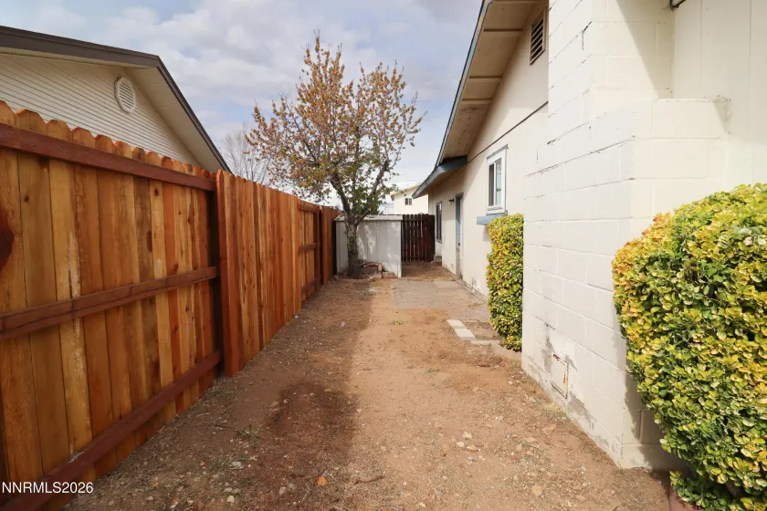 3318 Plymouth, Carson City, Nevada 89705, 3 Bedrooms Bedrooms, ,2 BathroomsBathrooms,Residential,Residential,Plymouth,260004299