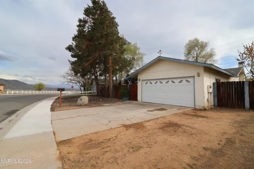 3318 Plymouth, Carson City, Nevada 89705, 3 Bedrooms Bedrooms, ,2 BathroomsBathrooms,Residential,Residential,Plymouth,260004299