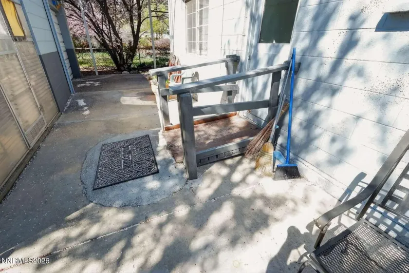 1175 Kelly, Reno, Nevada 89503, 4 Bedrooms Bedrooms, ,2 BathroomsBathrooms,Residential,Residential,Kelly,260004298