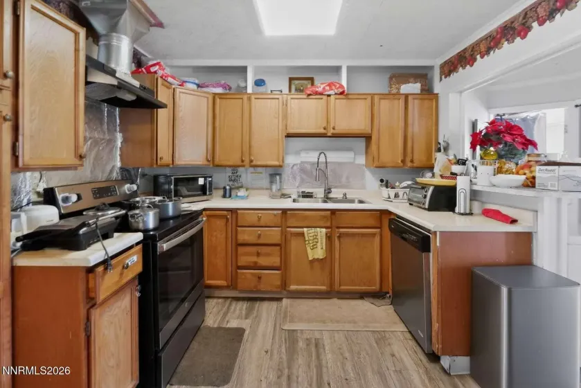 1175 Kelly, Reno, Nevada 89503, 4 Bedrooms Bedrooms, ,2 BathroomsBathrooms,Residential,Residential,Kelly,260004298