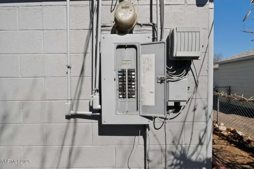 1175 Kelly, Reno, Nevada 89503, 4 Bedrooms Bedrooms, ,2 BathroomsBathrooms,Residential,Residential,Kelly,260004298