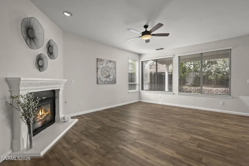 450 Roseben, Reno, Nevada 89521, 5 Bedrooms Bedrooms, ,3 BathroomsBathrooms,Residential,Residential,Roseben,260004302