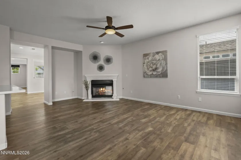 450 Roseben, Reno, Nevada 89521, 5 Bedrooms Bedrooms, ,3 BathroomsBathrooms,Residential,Residential,Roseben,260004302