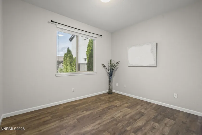 450 Roseben, Reno, Nevada 89521, 5 Bedrooms Bedrooms, ,3 BathroomsBathrooms,Residential,Residential,Roseben,260004302