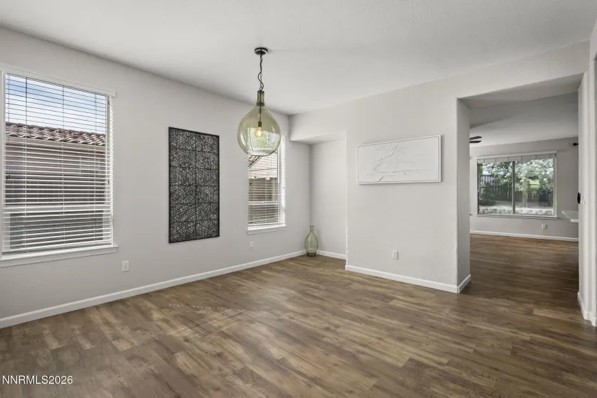 450 Roseben, Reno, Nevada 89521, 5 Bedrooms Bedrooms, ,3 BathroomsBathrooms,Residential,Residential,Roseben,260004302