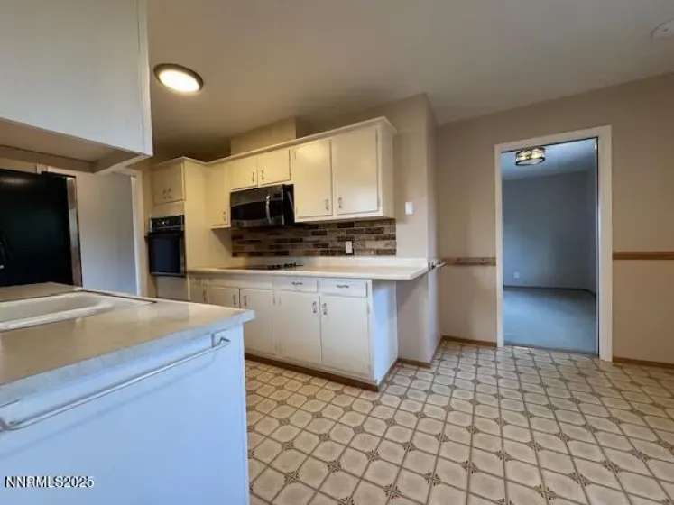 1970 Royal, Reno, Nevada 89503, 3 Bedrooms Bedrooms, ,2 BathroomsBathrooms,Residential,Residential,Royal,260004303