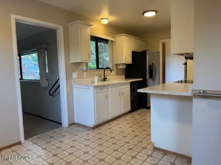 1970 Royal, Reno, Nevada 89503, 3 Bedrooms Bedrooms, ,2 BathroomsBathrooms,Residential,Residential,Royal,260004303