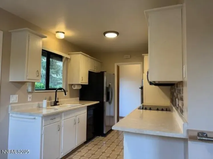 1970 Royal, Reno, Nevada 89503, 3 Bedrooms Bedrooms, ,2 BathroomsBathrooms,Residential,Residential,Royal,260004303