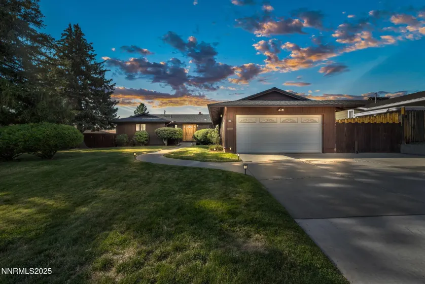 1970 Royal, Reno, Nevada 89503, 3 Bedrooms Bedrooms, ,2 BathroomsBathrooms,Residential,Residential,Royal,260004303