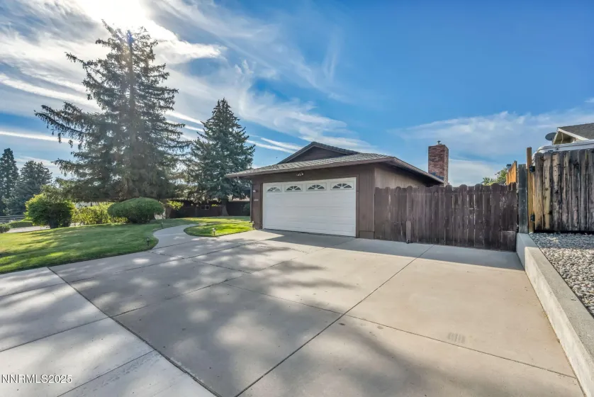 1970 Royal, Reno, Nevada 89503, 3 Bedrooms Bedrooms, ,2 BathroomsBathrooms,Residential,Residential,Royal,260004303