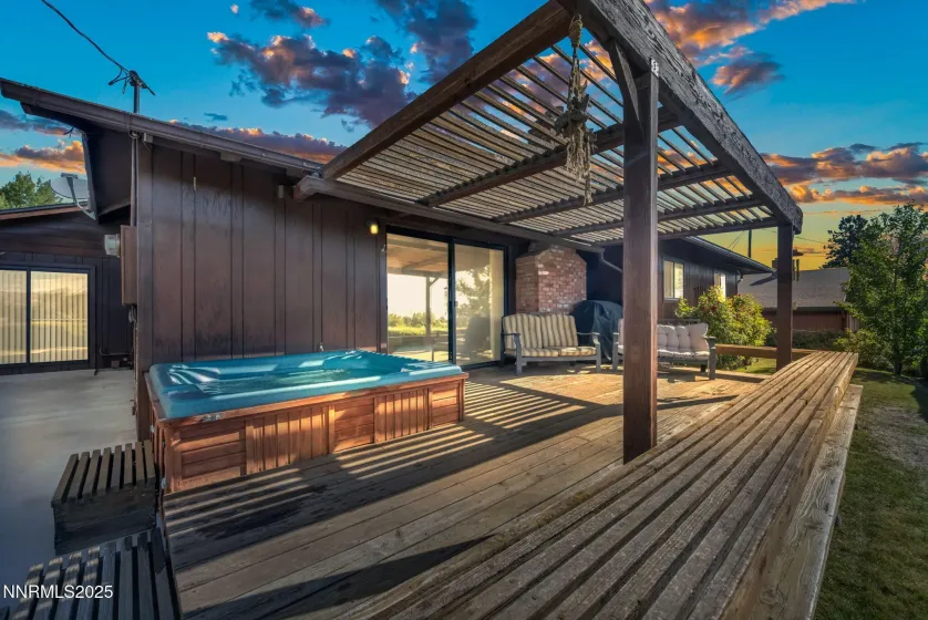 1970 Royal, Reno, Nevada 89503, 3 Bedrooms Bedrooms, ,2 BathroomsBathrooms,Residential,Residential,Royal,260004303