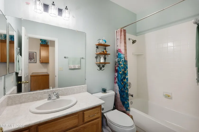 1511 Disc, Sparks, Nevada 89436, 4 Bedrooms Bedrooms, ,2 BathroomsBathrooms,Residential,Residential,Disc,260004307