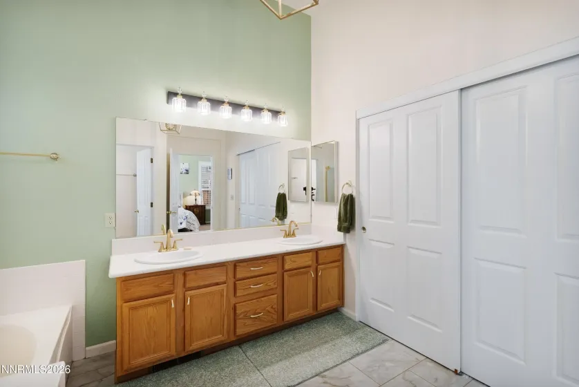 1511 Disc, Sparks, Nevada 89436, 4 Bedrooms Bedrooms, ,2 BathroomsBathrooms,Residential,Residential,Disc,260004307