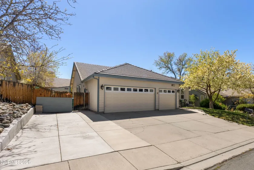 1511 Disc, Sparks, Nevada 89436, 4 Bedrooms Bedrooms, ,2 BathroomsBathrooms,Residential,Residential,Disc,260004307