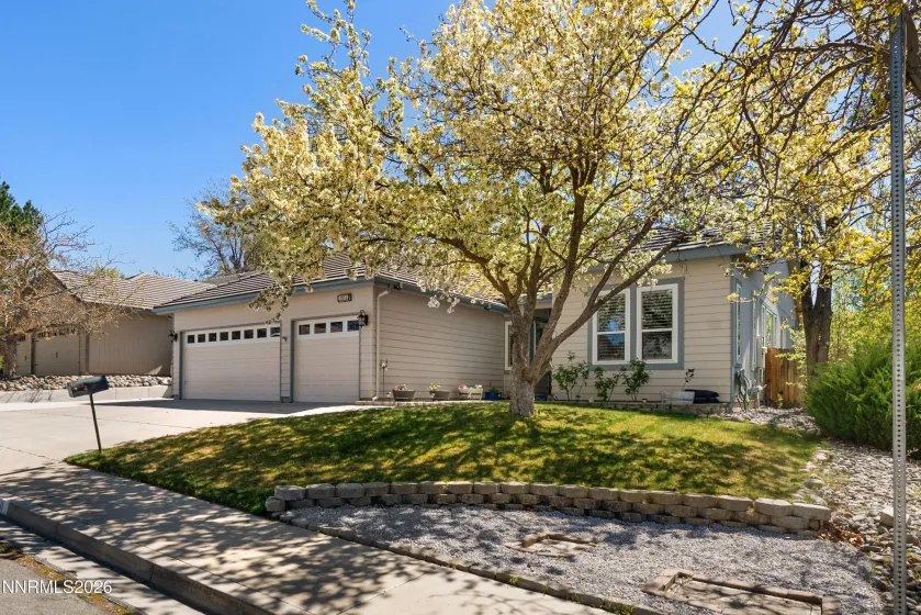 1511 Disc, Sparks, Nevada 89436, 4 Bedrooms Bedrooms, ,2 BathroomsBathrooms,Residential,Residential,Disc,260004307