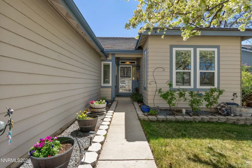 1511 Disc, Sparks, Nevada 89436, 4 Bedrooms Bedrooms, ,2 BathroomsBathrooms,Residential,Residential,Disc,260004307