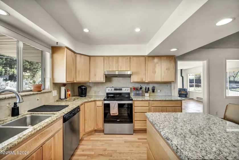 290 Sutro, Carson City, Nevada 89706, 3 Bedrooms Bedrooms, ,3 BathroomsBathrooms,Residential,Residential,Sutro,260004304