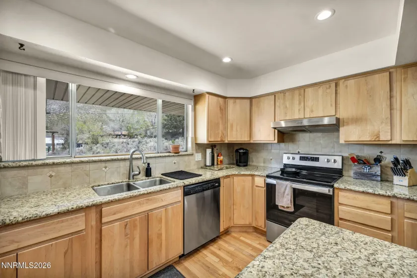 290 Sutro, Carson City, Nevada 89706, 3 Bedrooms Bedrooms, ,3 BathroomsBathrooms,Residential,Residential,Sutro,260004304