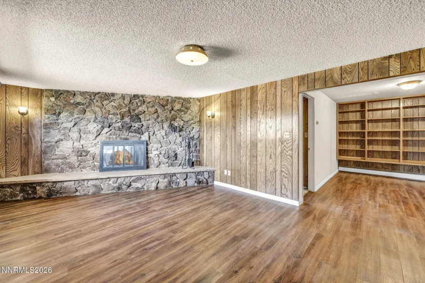 290 Sutro, Carson City, Nevada 89706, 3 Bedrooms Bedrooms, ,3 BathroomsBathrooms,Residential,Residential,Sutro,260004304