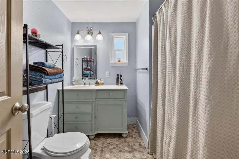 4720 Leonesio, Sun Valley, Nevada 89433, 3 Bedrooms Bedrooms, ,2 BathroomsBathrooms,Residential,Residential,Leonesio,260004308