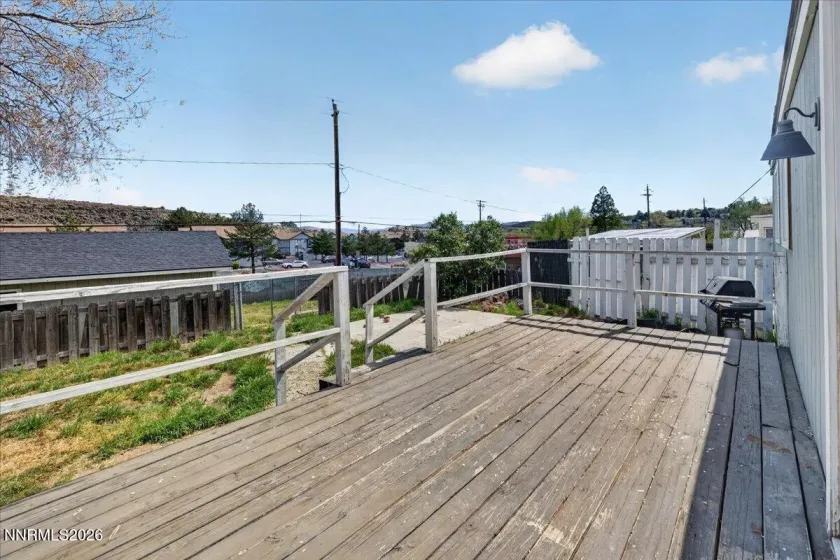 4720 Leonesio, Sun Valley, Nevada 89433, 3 Bedrooms Bedrooms, ,2 BathroomsBathrooms,Residential,Residential,Leonesio,260004308