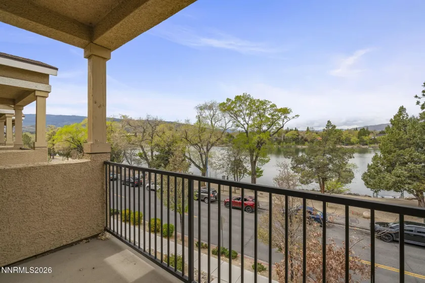 2490 Eastshore, Reno, Nevada 89509, 3 Bedrooms Bedrooms, ,3 BathroomsBathrooms,Residential,Residential,Eastshore,260004310