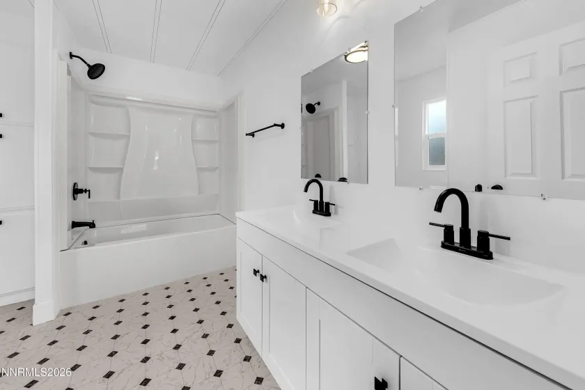 515 Budger, Reno, Nevada 89506, 4 Bedrooms Bedrooms, ,2 BathroomsBathrooms,Residential,Residential,Budger,260004309