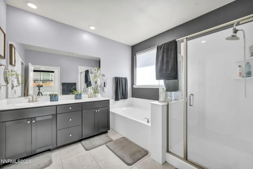 1151 Dapple, Minden, Nevada 89423, 3 Bedrooms Bedrooms, ,2 BathroomsBathrooms,Residential,Residential,Dapple,260004313