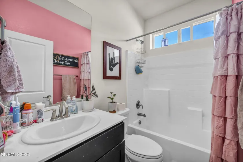 1151 Dapple, Minden, Nevada 89423, 3 Bedrooms Bedrooms, ,2 BathroomsBathrooms,Residential,Residential,Dapple,260004313