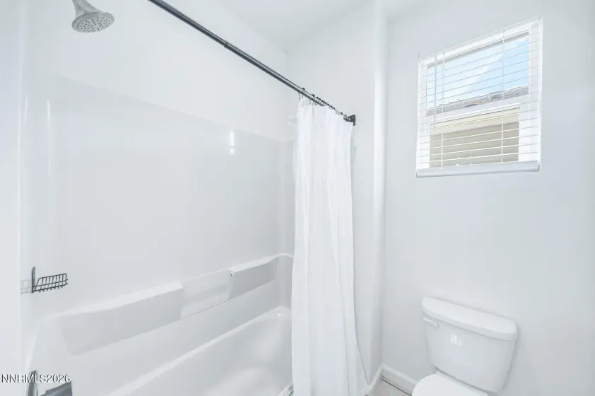 2160 Hope Valley, Reno, Nevada 89521, 4 Bedrooms Bedrooms, ,3 BathroomsBathrooms,Residential,Residential,Hope Valley,260004311