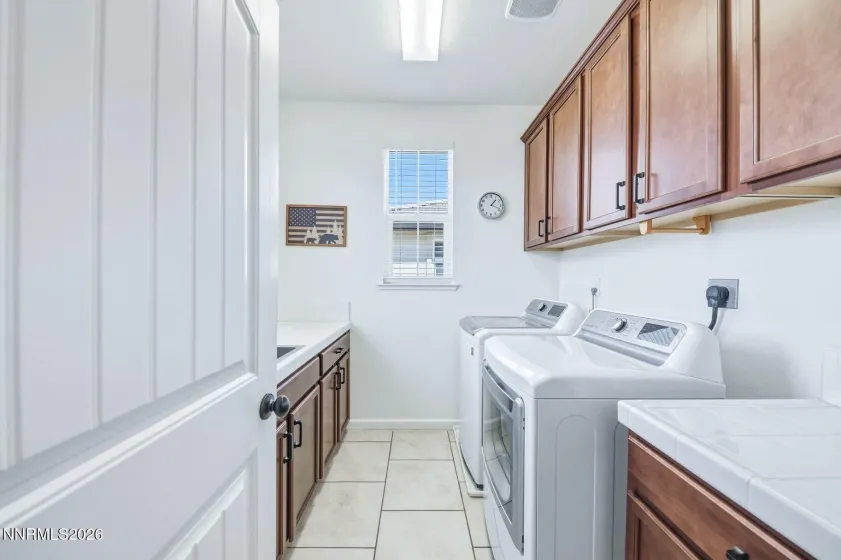 2160 Hope Valley, Reno, Nevada 89521, 4 Bedrooms Bedrooms, ,3 BathroomsBathrooms,Residential,Residential,Hope Valley,260004311